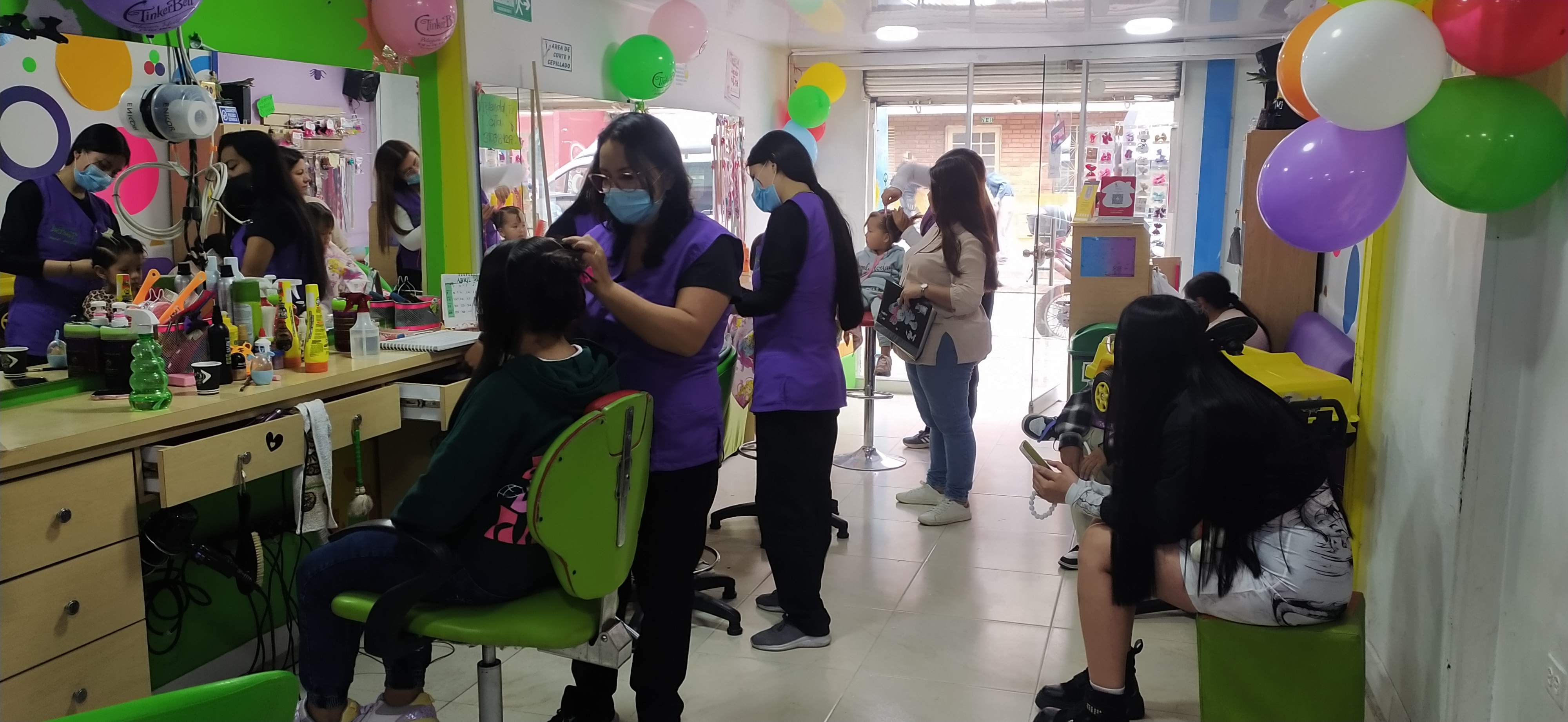 Instalaciones del salón Tinkerbell